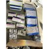 Image 3 : BOX OF LEVITON ELECTRICAL PLUGS