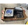 Image 3 : 40V LITHIUM BATTERY, FIREFIGHTER HELMET, CD PLAYER, ETC
