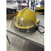 Image 4 : 40V LITHIUM BATTERY, FIREFIGHTER HELMET, CD PLAYER, ETC