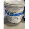 Image 3 : SEAL FAST COATING, ESTER OIL AND 2 PLASTIC FREEZER PANELS