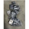 Image 2 : NEW SET OF MINI CASTERS AND 12V UNIVERSAL BATTERY