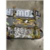 Image 2 : LOT OF 3 SKATEBOARDS