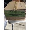 Image 2 : NEW CASE OF PREMIUM SINGLE FOLD WHITE PAPER TOWELS, 4000 PER CASE
