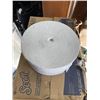 Image 3 : NEW CASE OF SCOTT CORELESS JUMBO ROLL BATHROOM TISSUE, 12 ROLLS OF 1150FT EACH, 2 PLY WHITE