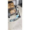Image 1 : 2 SCOOTERS