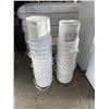 Image 1 : 2 STACKS OF WHITE FOOD GRADE BUCKETS