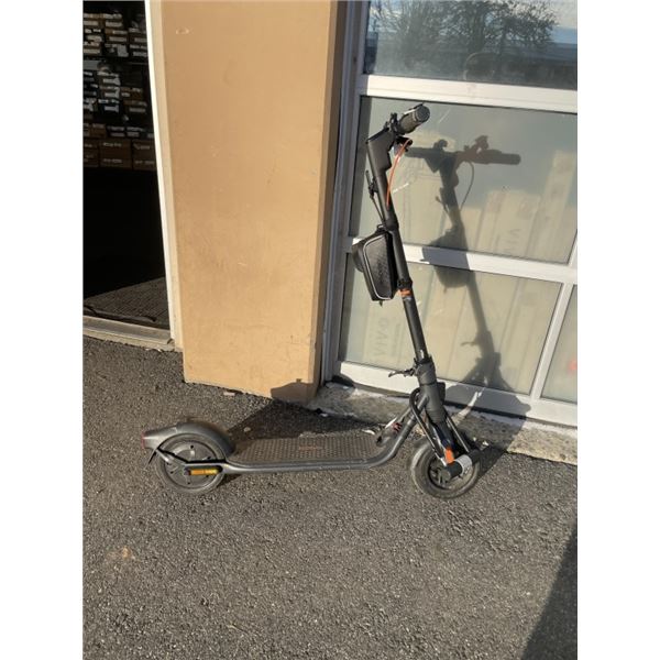 SEGWAY NINEBOT ELECTRIC SCOOTER