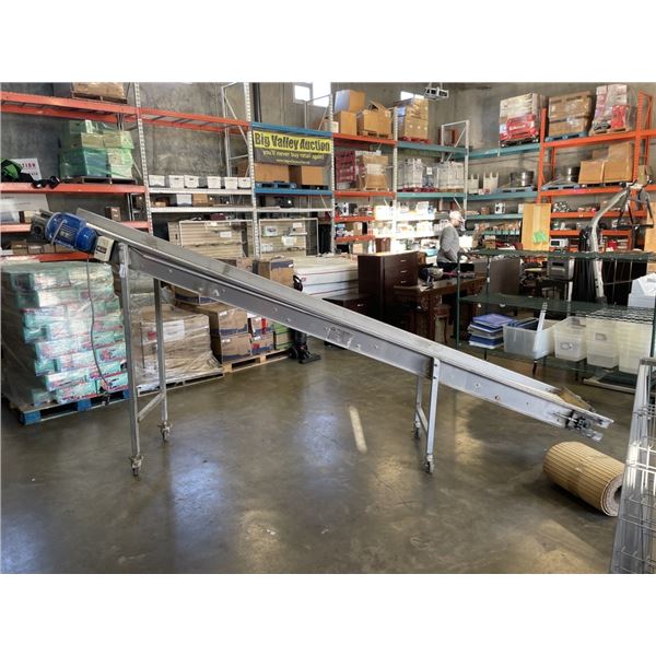 INCLINE CONVEYOR BELT SYSTEM, WORKING, ON ROLLING BASE, 166 INCH LONG, 20 INCH WIDE, PRI BAKERY EQUI