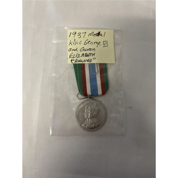 RARE 1937 MEDAL KING GEORGE VI AND QUEEN ELIZABETH "CROWNED"