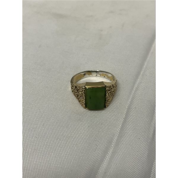 VINTAGE GOLD PLATED STERLING SILVER W/ BC JADE STONE RING SIZE 8.5