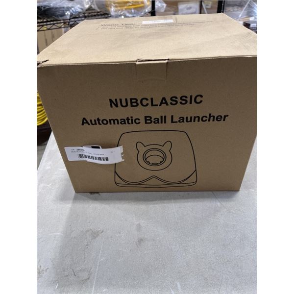 NEW  AUTOMATIC BALL LAUNCHER