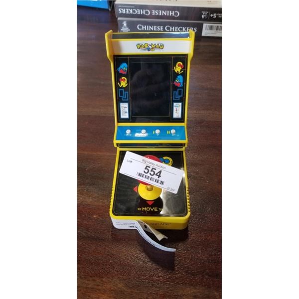 DREAMGEAR JOYSTICK PLAYER PAC-MAN PORTABLE RETRO ARCADE MACHINE