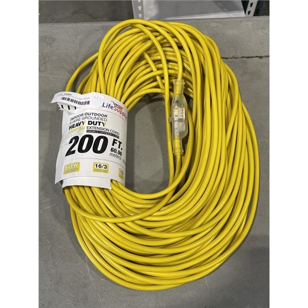 AS NEW HEAVY DUTY 200FT INDOOR OUTDOOR 3 WIRE GROUNDED ELECTRICAL CORD, YELLOW 16AWG