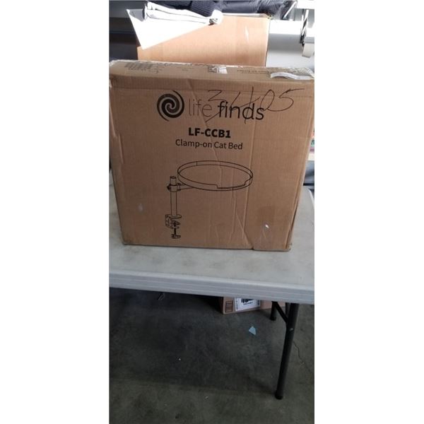 LIFE FINDS CLAMP ON ROUND CAT BED