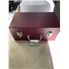 Image 4 : NEW WOOD WINE GIFT BOX SET - FITS 2 BOTTLES OF WINE PLUS ACCESORIES
