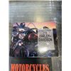 Image 3 : 2 HARD COVER MOTORCYCLE BOOKS AND HARLEY DAVIDSON BOOK