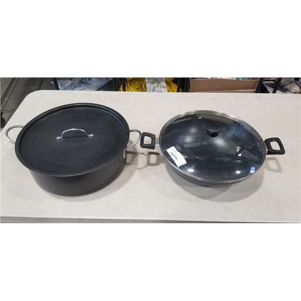 LARGE ROASTING POT W/ LID AND WOK W/ LID