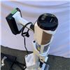 Image 2 : SHARK DETECT CLEAN CORDLESS VACUUM WORKING WITH CHARGING STAND