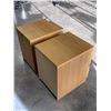 Image 5 : PAIR OF 2 DRAWER WOOD FINISH NIGHTSTANDS