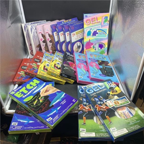 BOX OF 20 SETS NEW VALENTINE'S DAY CARDS