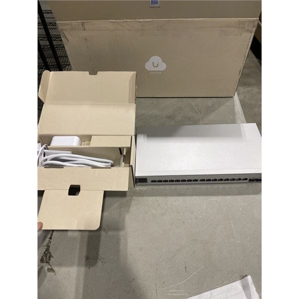 UBIQUITLI NETWORKS PRO MAX 16 NETWORK SWITCH