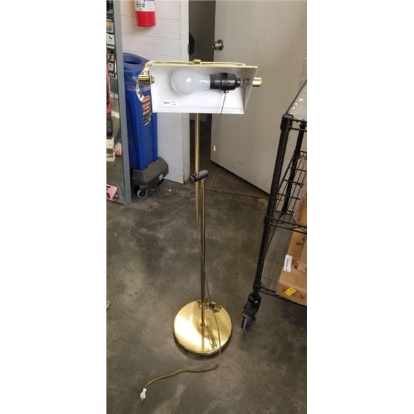 BRASS FLOOR LAMP