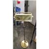 Image 2 : BRASS FLOOR LAMP