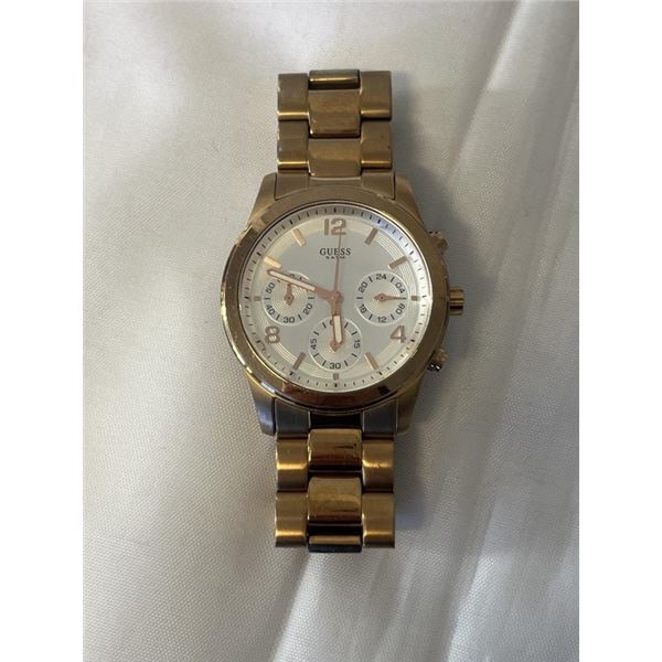 GUESS QUARTZ WATCH, BATTERY REQUIRED