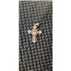Image 3 : GOLD TONE UNMARKED PENDANTS