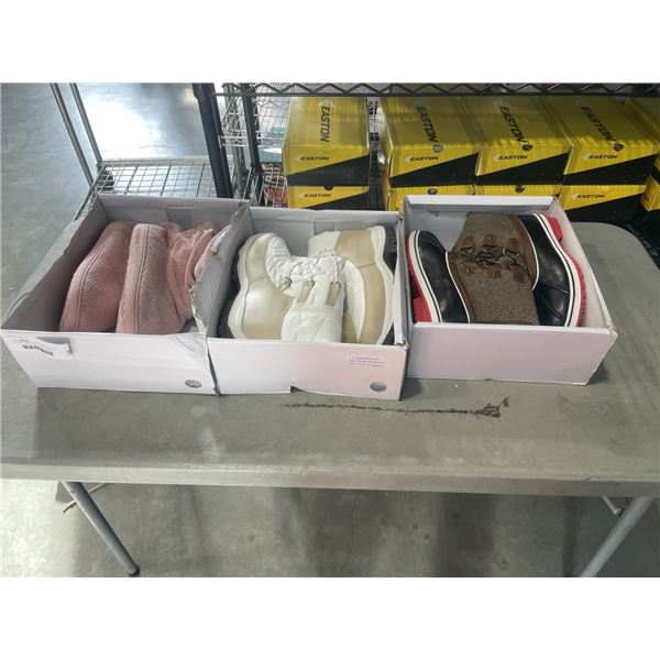 2 NEW WOMENS SIZE 10 WINTER BOOTS AND PAIR OF SLIPPERS
