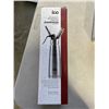 Image 5 : LOT OF NEW KITCHEN ITEMS MANDOLINE VEGTABLE SPRILAIZER AND WHIPPING CREAM DISPENSER