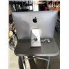 Image 4 : 21'5 " IMAC I5 MID 2011 WITH KEYBOARD AND MOUSE