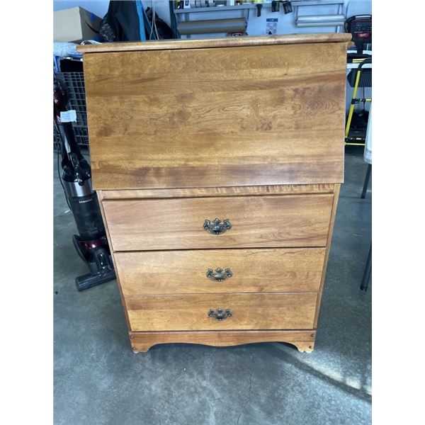 MAPLE DROP FRONT 3 DRAWER DESK