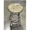 Image 1 : WOODEN BAR STOOL