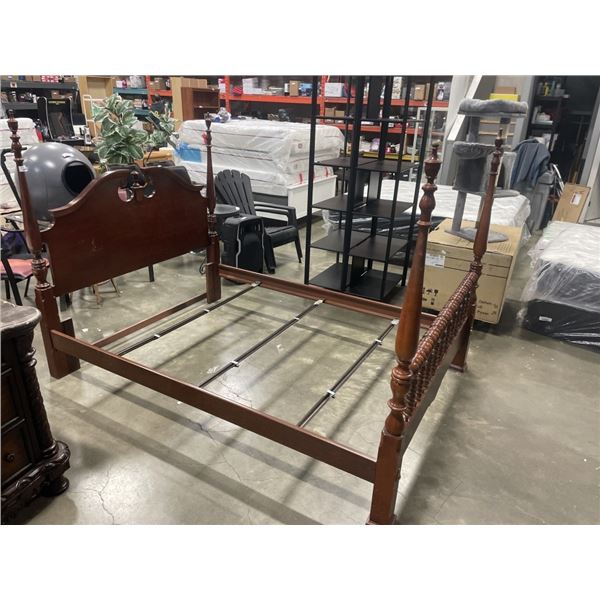 QUEENSIZE POSTER BEDFRAME