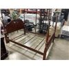 Image 1 : QUEENSIZE POSTER BEDFRAME