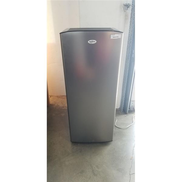 STAINLESS KOOLATRON STAND UP ALL FRIDGE, MODEL KBC-190SS
