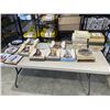 Image 1 : 25 VINTAGE AND COLLECTIBLE COLLECTOR PLATES IN ORIGINAL BOXES
