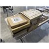Image 6 : 25 VINTAGE AND COLLECTIBLE COLLECTOR PLATES IN ORIGINAL BOXES