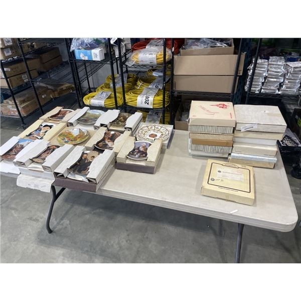 25 VINTAGE AND COLLECTIBLE COLLECTOR PLATES IN ORIGINAL BOXES