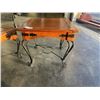 Image 2 : 3PC WROUGHT IRON AND PINE COFFEE TABLE SET