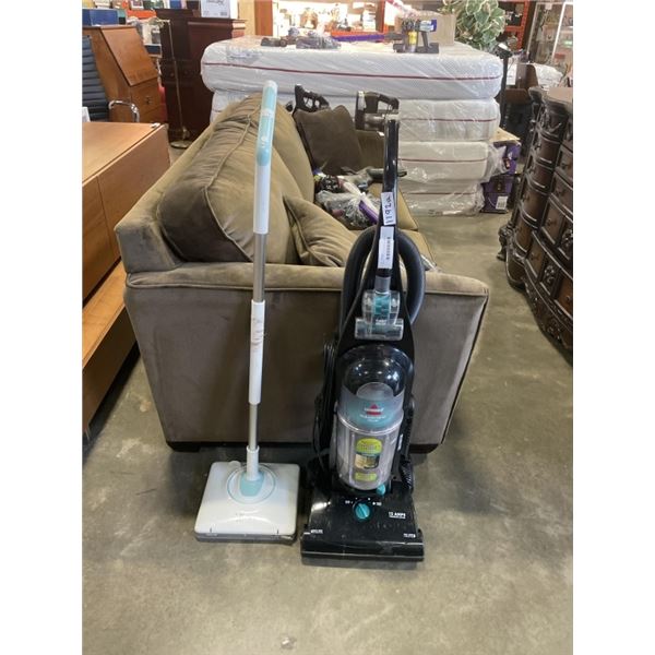 BISSELL UPRIGHT VACUUM AND NELLIES MOP