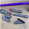 Image 4 : DYSON V8 CORDLESS VACUUM WORKING WITH CHARGER AND ACCESSORIES