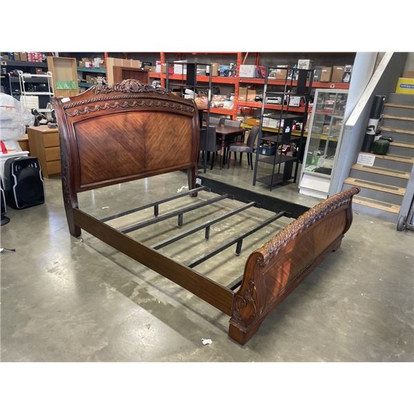 SOLID WOOD KING SIZE BEDFRAME