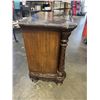 Image 4 : PAIR OF SOLID WOOD 2 DRAWER NIGHTSTANDS