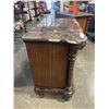 Image 6 : PAIR OF SOLID WOOD 2 DRAWER NIGHTSTANDS