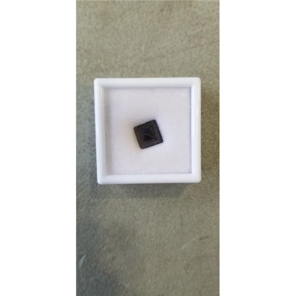 4.7CT NATURAL SMOKEY QUARTZ, PRINCESS CUT, 10.0*10.0MM