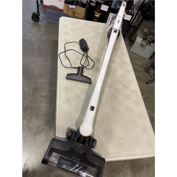 MIELE TRIFLEX HX1 CORDLESS STICK VACUUM - TESTED WORKING, RETAIL $999