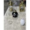 Image 1 : 2 BRASS LANTERNS, AND VINTAGE OIL LAMP AND 2 EXTRA SHADES