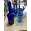 Image 2 : LOT OF VINTAGE BLUE GLASS